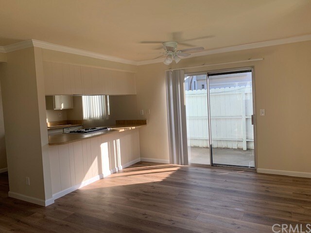 Foto del edificio - 4722 Pearce Drive