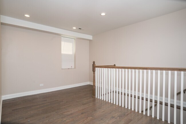 Foto del edificio - 2135 W 19th St