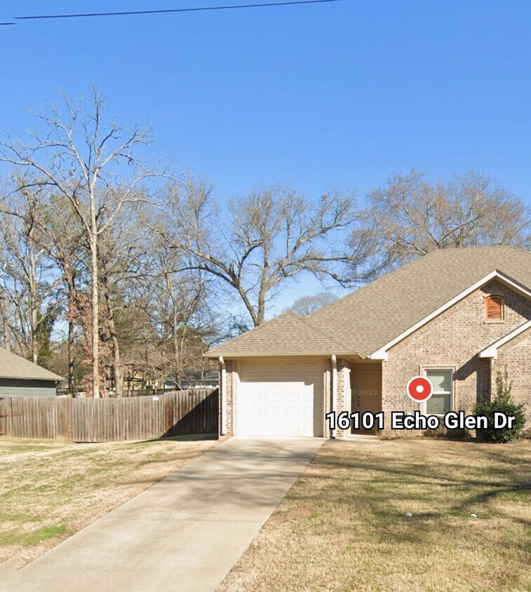 Primary Photo - 16101 Echo Glen Dr