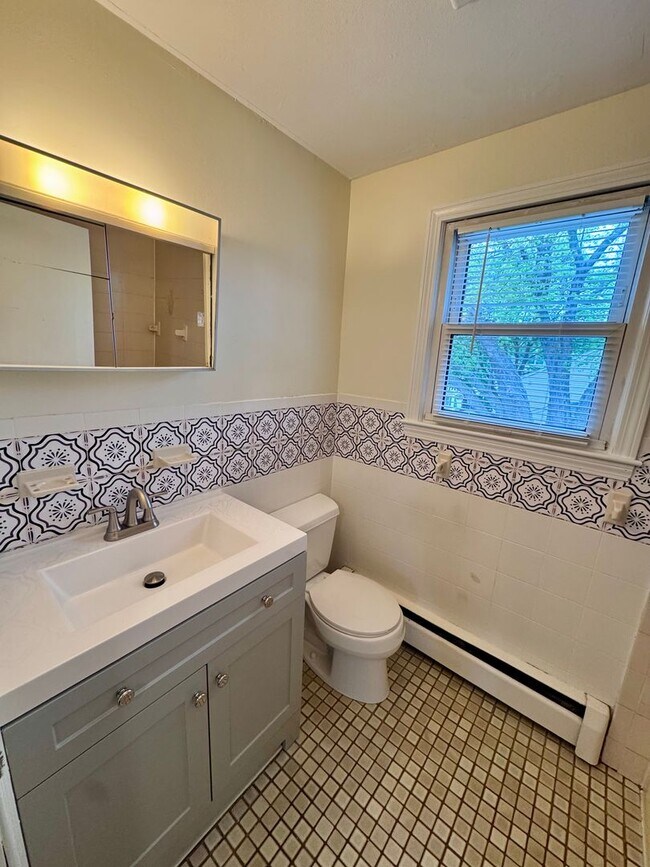 Foto del edificio - Newly Renovated Year-Round Apartments – St...
