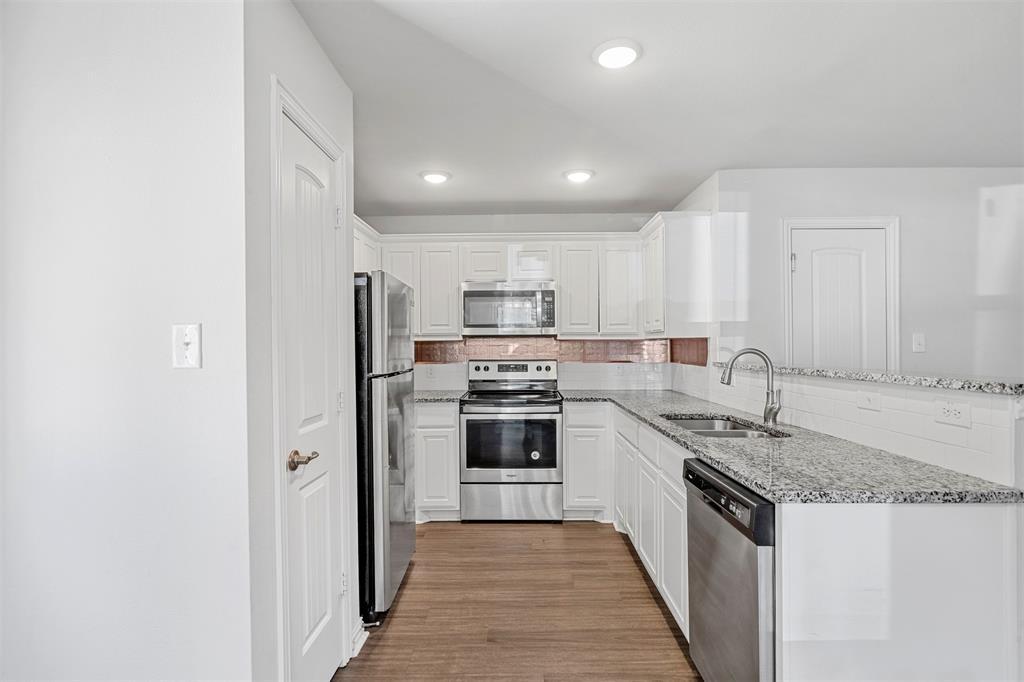 Foto principal - 727 W Johnson St