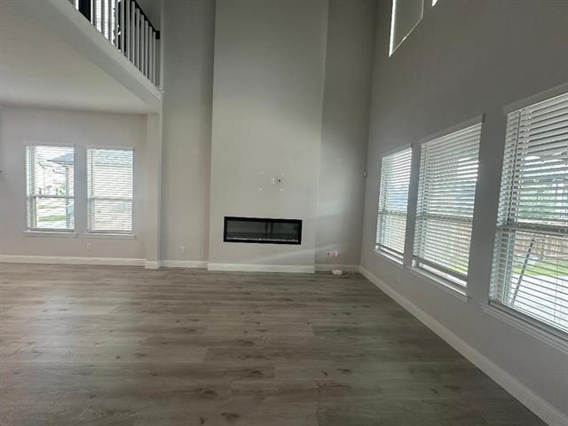 Building Photo - 208 Winding Creek Ln
