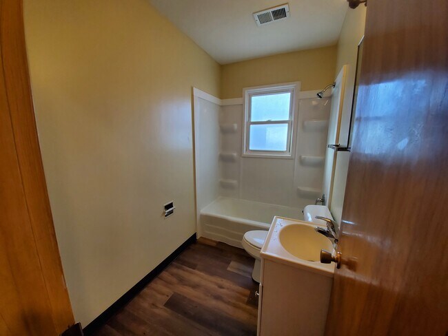 Foto del edificio - 2818 Everett St