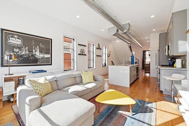 Foto del edificio - 262 Mack Ave