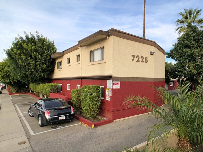 Building Entrance - 7228 Haskell Ave