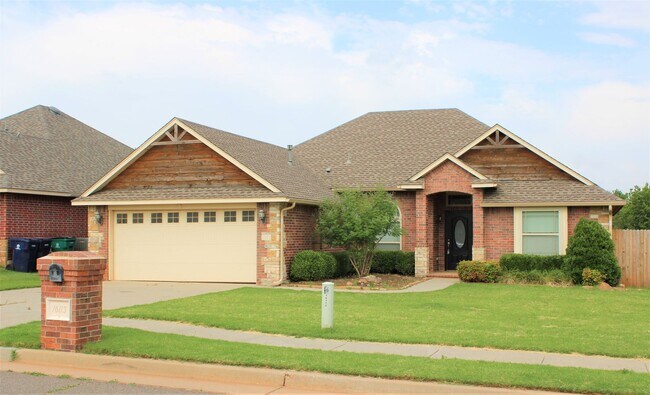 Building Photo - 16113 Capulet Dr
