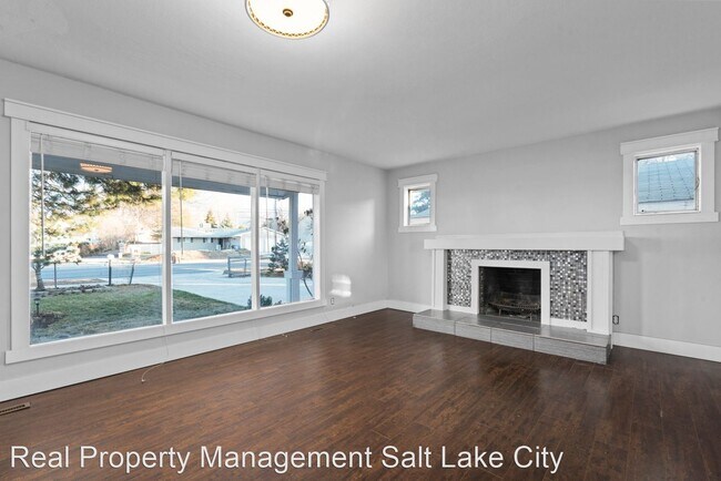 Building Photo - 5 br, 2 bath House - 6824 S 700 E