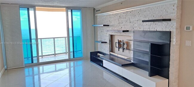 Building Photo - 2501 S Ocean Dr