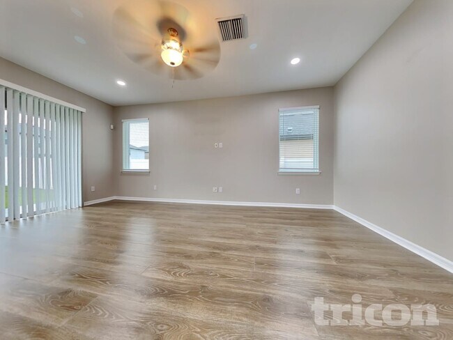 Foto del edificio - 33091 Frogs Leap Ln