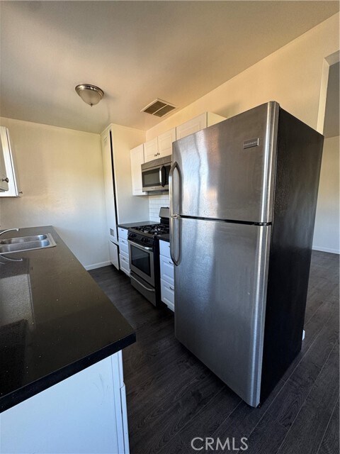 Foto del edificio - 1422 Talmadge St