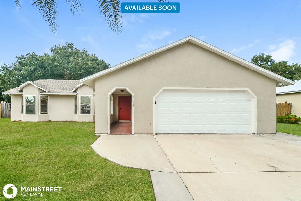 Foto principal - 5140 Falcon Blvd