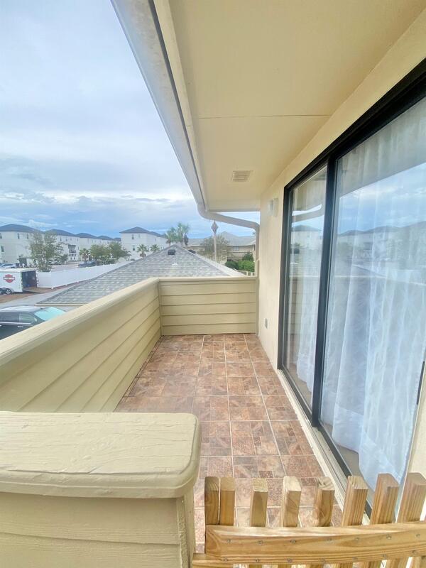 Foto del edificio - 64 Cross Creek Rd