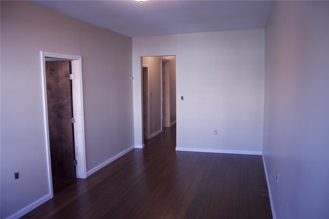 Foto del edificio - 181 Bay 14th St