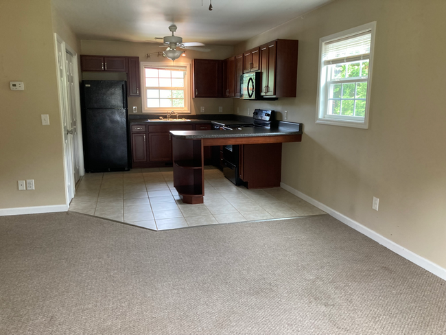 Foto del edificio - 830 Deerfield Ln