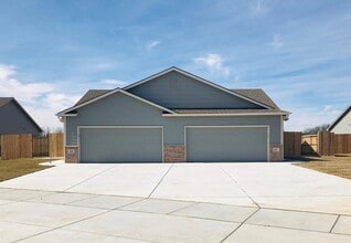 Building Photo - 619-621 N Grandstone St