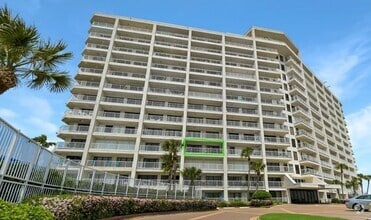 Building Photo - 7700 Seawall Blvd