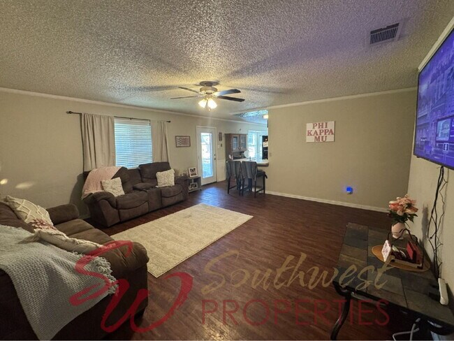 Building Photo - Well-Maintained 3 Bed Brick Home | 2-Car Garage + Fenced Yard