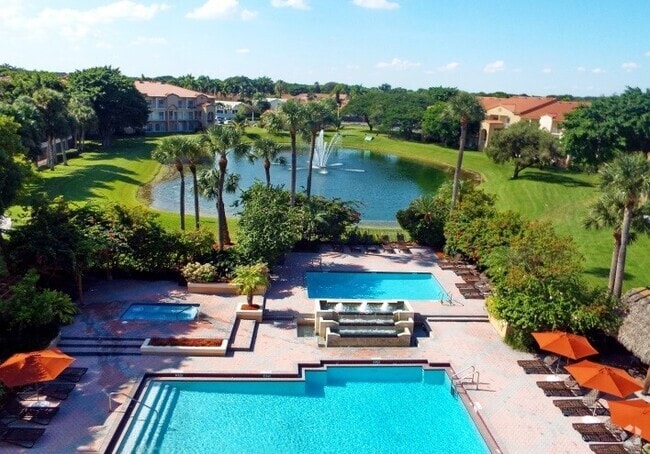 POOL AREA - WATERFORD LANDING APARTMENTS