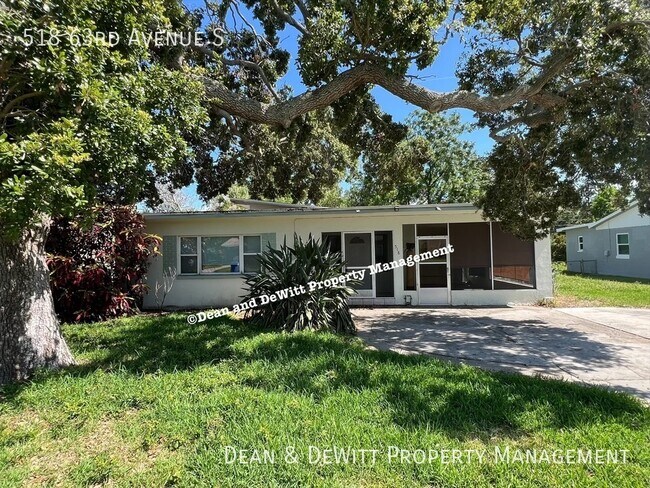Building Photo - 518 63rd Ave S