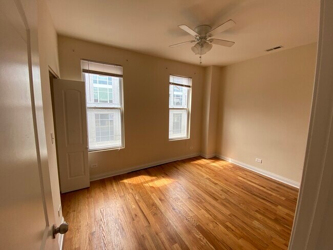 Foto del edificio - 1536 W North Ave