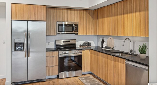 Foto del edificio - 809 E 26th St