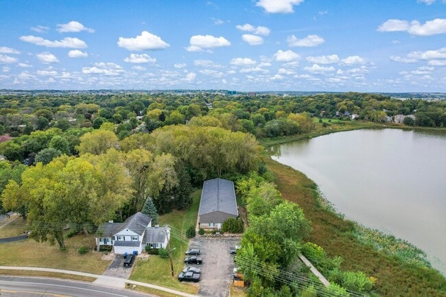 Building Photo - Lagoon Apartments