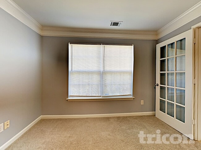 Building Photo - 4275 Spur Look Crossing