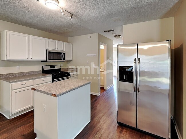 Foto del edificio - 380 Cascade Rise Ct SW