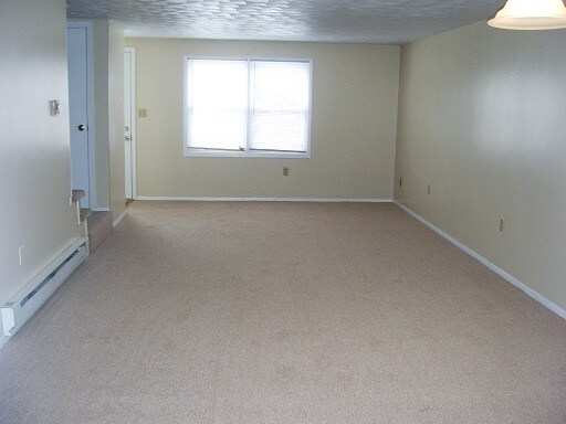 Foto del edificio - 106 Longmeadow Ln