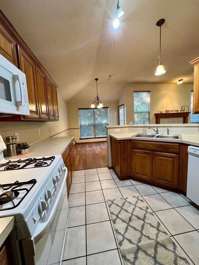 Foto del edificio - Lovely Rental Home in Heatherwood Neighbor...