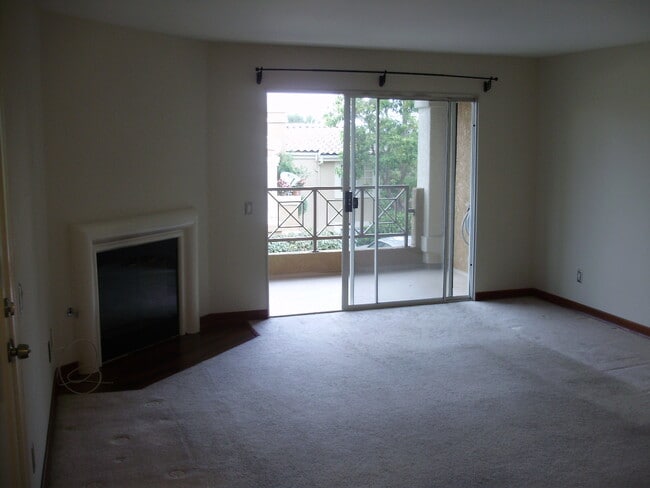 Building Photo - 3211 Sello Ln