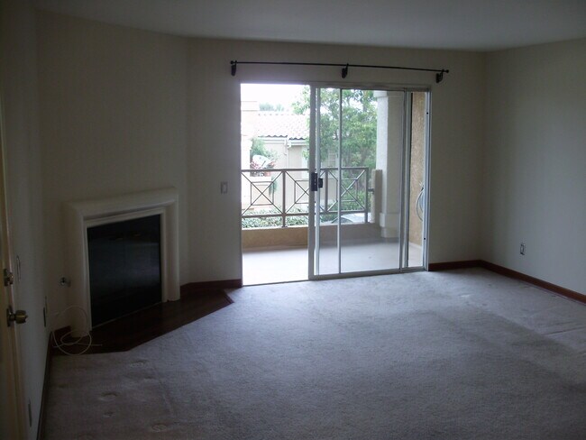 Foto del edificio - 3211 Sello Ln