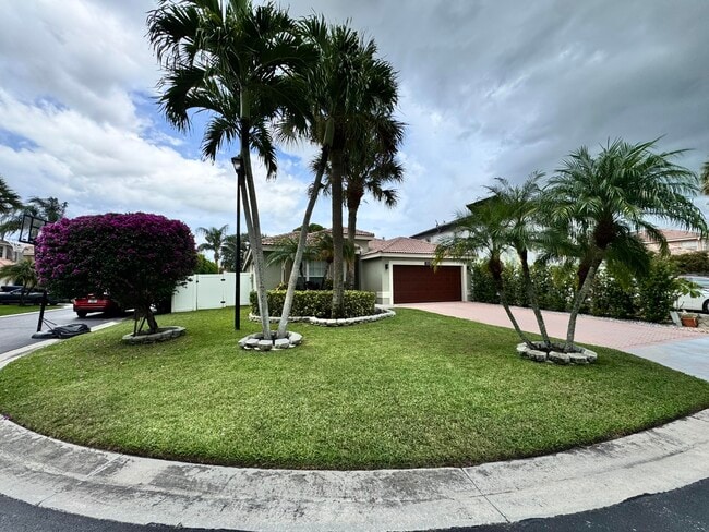 Building Photo - 18038 Rhumba Way