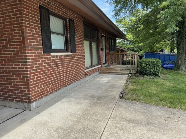 Photo - 716 Cranford Dr (Cincinnati, OH) House