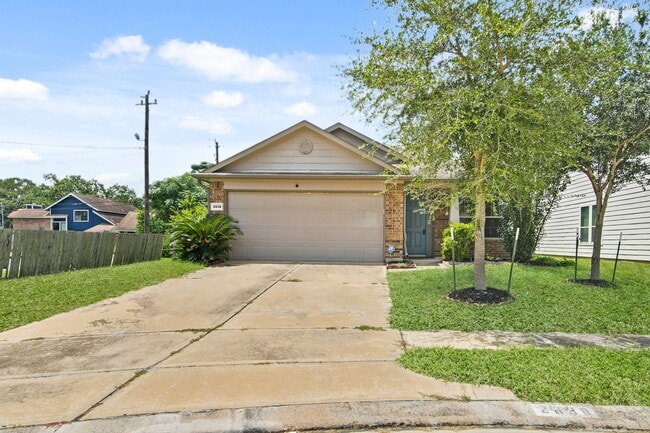 Building Photo - 2638 Bedrock Ln