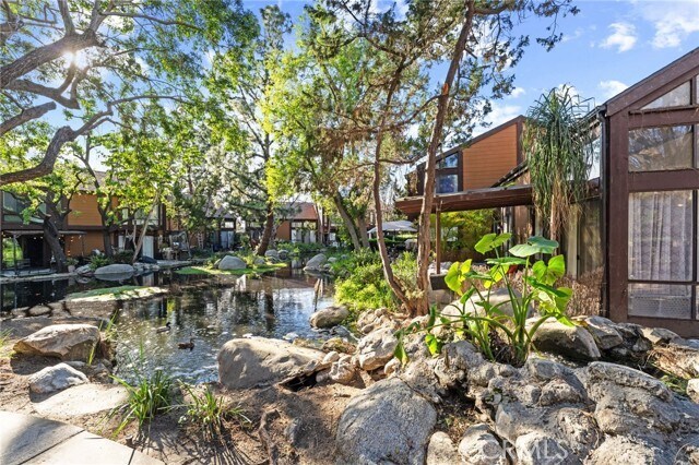 Foto del edificio - 10614 Shoreline Dr