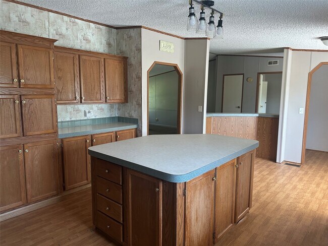 Building Photo - 11685 W Small Oaks Ln