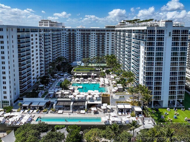 Foto del edificio - 2301 Collins Ave