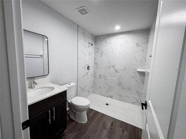 Building Photo - 134 Juniper Way