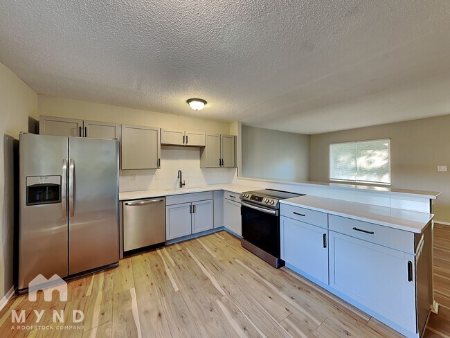 Foto del edificio - 6823 Maybrook St