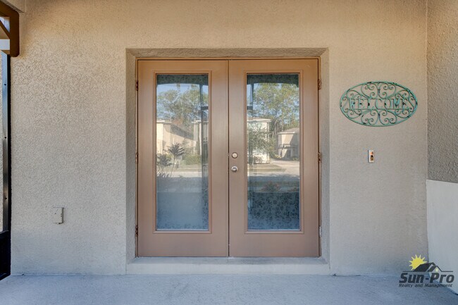 Building Photo - 1660 Pham Dr