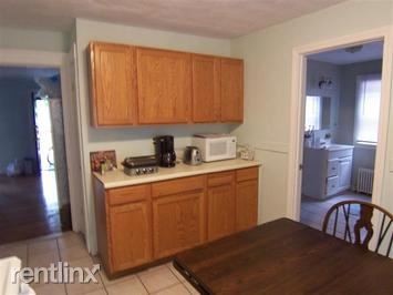 Building Photo - 5 Radnor Rd