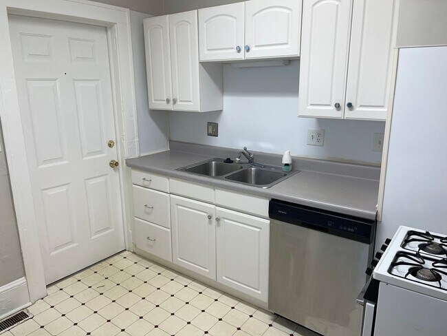 Foto del edificio - Adorable One Bedroom Apartment in Dilworth!