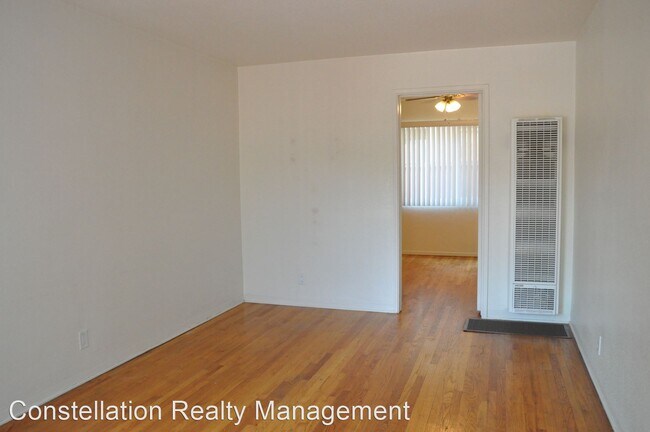 Building Photo - 4437-4443.5-44435 49th St