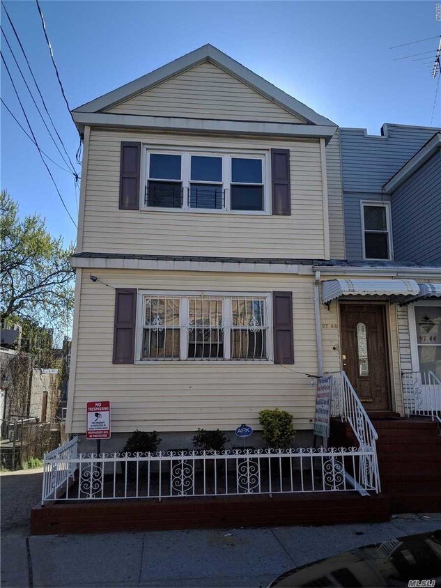 Primary Photo - 97-46 77th St