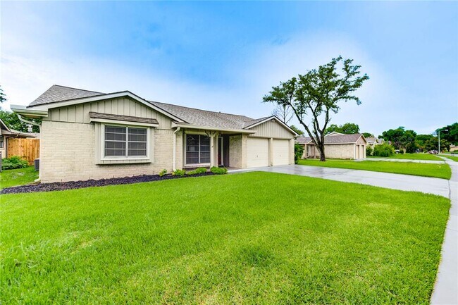 Foto del edificio - 12207 Meadowdale Dr