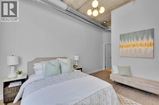 Photo du bâtiment - 11941 Tecumseh Rd E