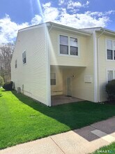 Building Photo - 801 Pleasant Valley Rd