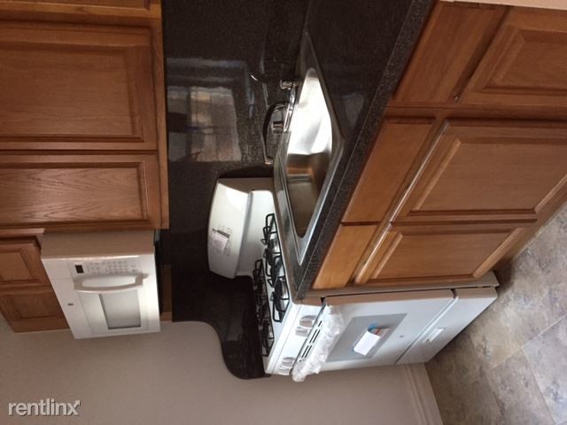 Foto del edificio - 2 br, 2 bath  - 6445 Booth St 609