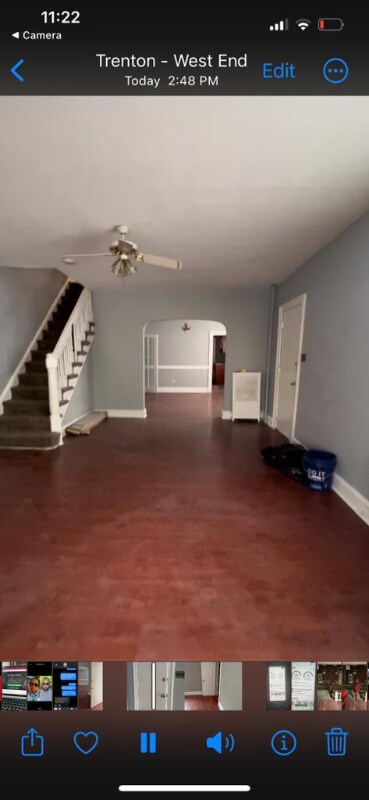 Building Photo - 649 W State St